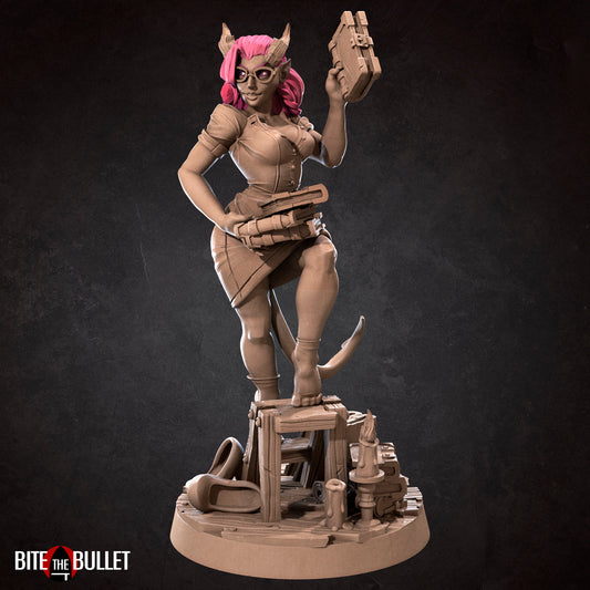 Exotic Liz | Tiefling Book Pinup SFW NSFW Model Miniature | Bite the Bullet