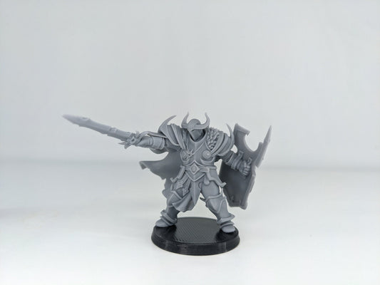 Blood Knight | TABLETOP SCALE | D&D TTRPG Miniature | Manuel Boria