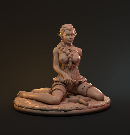 Slave | Pin Up Display Statue | Hardwitch Games