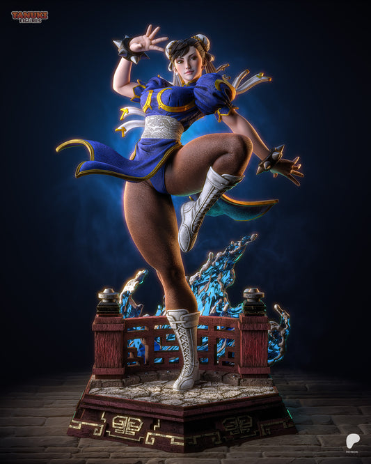 Resin garage kit figure of Street Martial Artist Chun-Li by Tattles Told 3D, Tanuki Figures fan art in detailed pose.