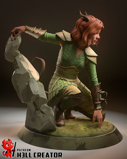 1:12 Emerald Protector | Resin Garage Kit Figure Movie D&D Fan Art | h3LL creator