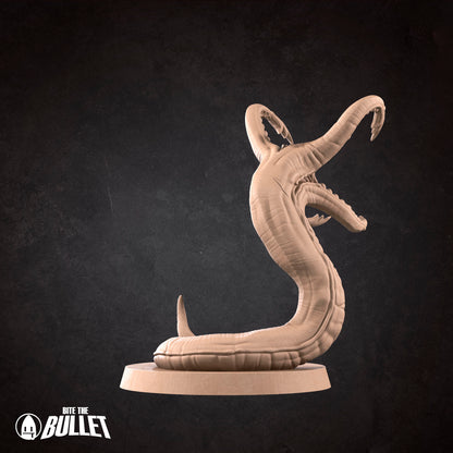 Detailed Tattles Told 3D D&D Grick miniature from Bite the Bullet set, featuring a creature with a hunched posture and textured skin.