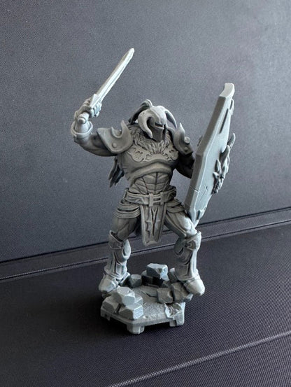 Battler Knight | D&D TTRPG Miniature | Dragun Studios