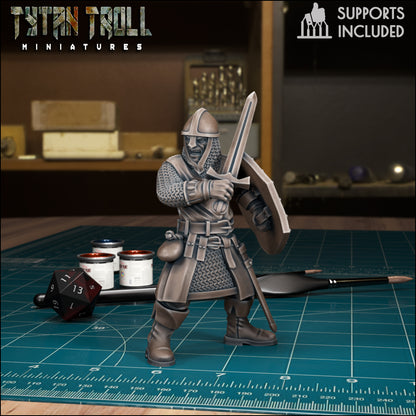 CoS Man at Arms | D&D TTRPG Mini | TytanTroll Miniatures