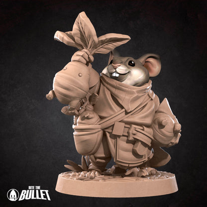 Bullet Town Forest Village, Mousefolk Farmer | D&D Pathfinder TTRPG Miniature | Bite the Bullet