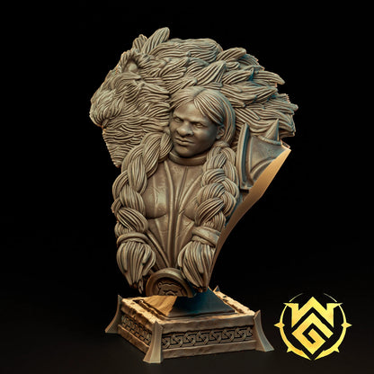 Queen of Frosthold | TTRPG D&D Miniature | The Witchguild