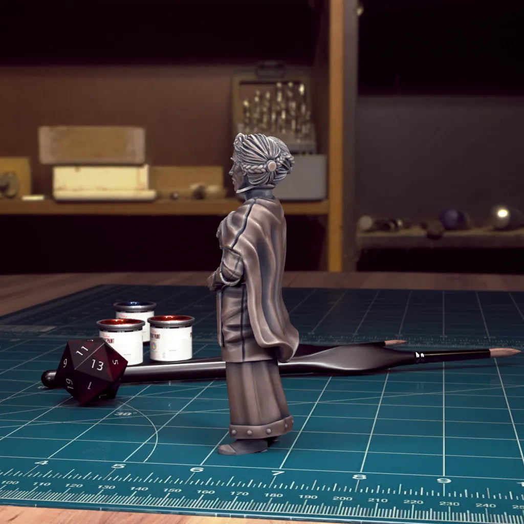 CoS Lady Fiona Wachter | D&D TTRPG Mini | TytanTroll Miniatures