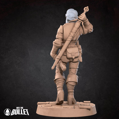 White Lioness D&D miniature by Tattles Told 3D featuring a fierce lioness with detailed sculpting for tabletop gaming.