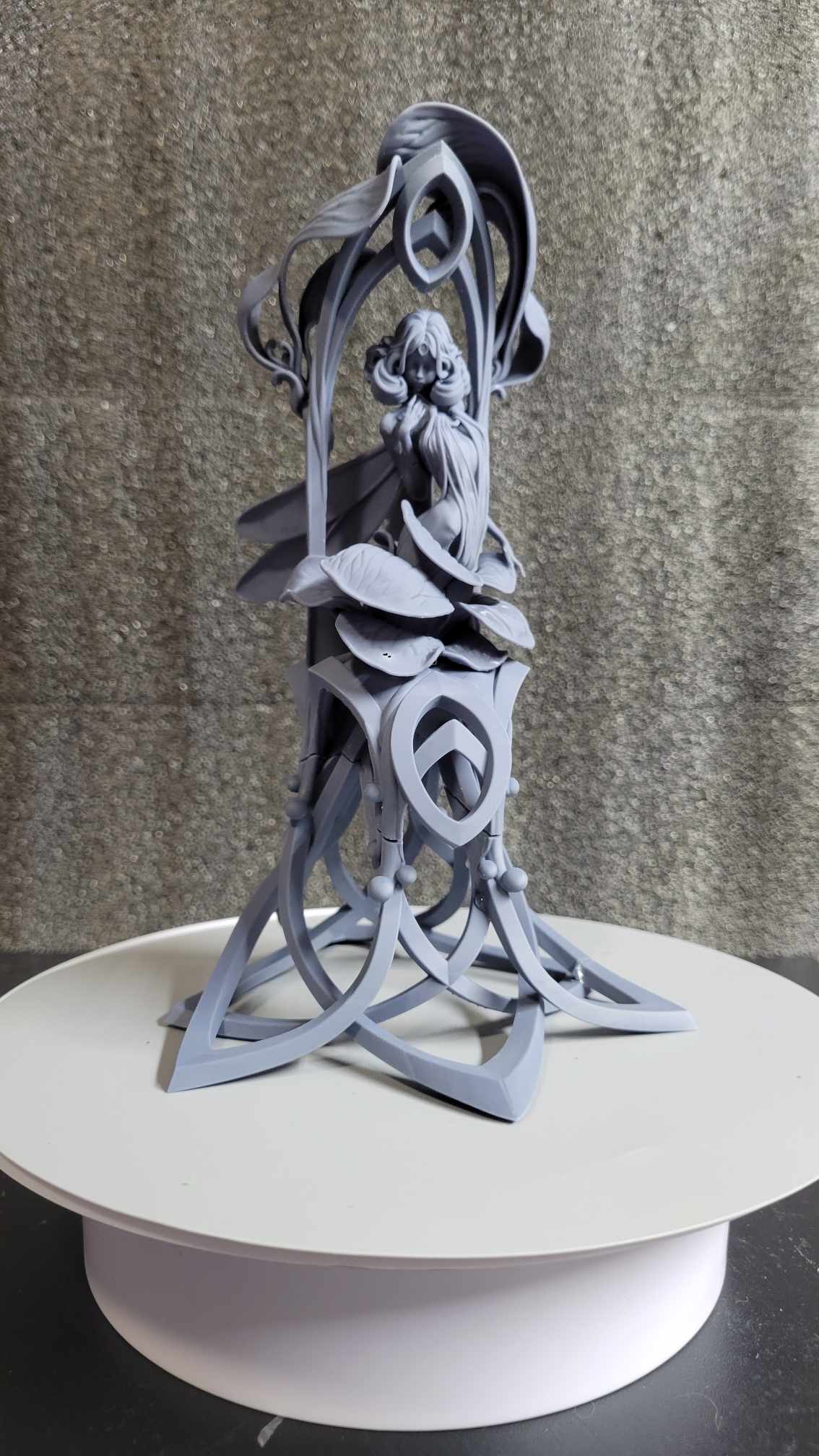 Evi of the Aurum Realm, Beautiful Faeries | Resin Garage Kit Pin Up Figure Statue | Blackthorn Miniatures