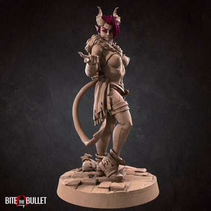 Exxotic Fiona | Tiefling Pinup SFW NSFW Model Miniature | Bite the Bullet