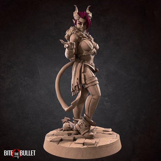 Exotic Fiona | Tiefling Pinup SFW NSFW Model Miniature | Bite the Bullet