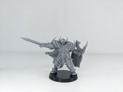 Blood Knight | D&D TTRPG Miniature | Manuel Boria