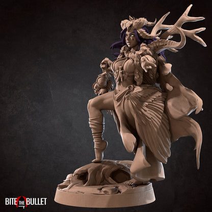 Circe, Female Sorceress Enchantress Goddess of Magic, Druid Warlock | TABLETOP SCALE | D&D TTRPG Miniature | Bite the Bullet