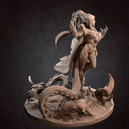 Ancient Cult Warrior Leader, Dolores | D&D TTRPG Miniature | Bite the Bullet