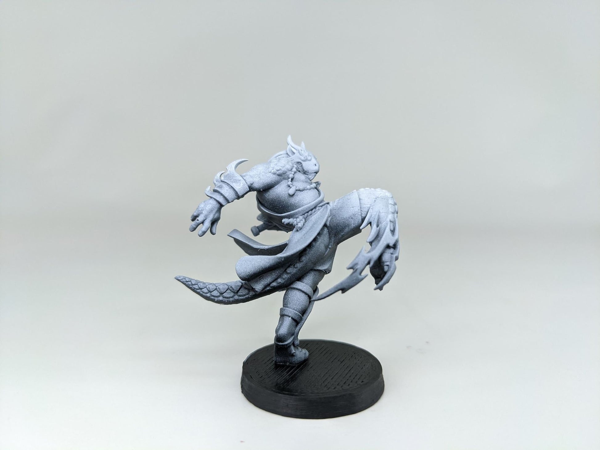 Dragonfolk | TABLETOP SCALE | D&D Miniature | Manuel Boria | Unpainted, Unplated Resin 8k