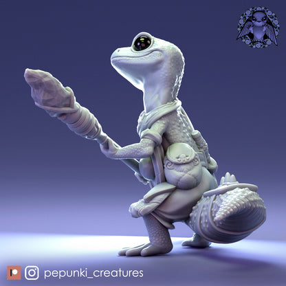 Leopard Gecko Spearman | Tabletop or Display Scale | D&D Humblewood TTRPG Miniature | Pepunki Creatures