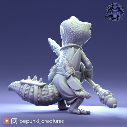 Leopard Gecko Spearman | Tabletop or Display Scale | D&D Humblewood TTRPG Miniature | Pepunki Creatures