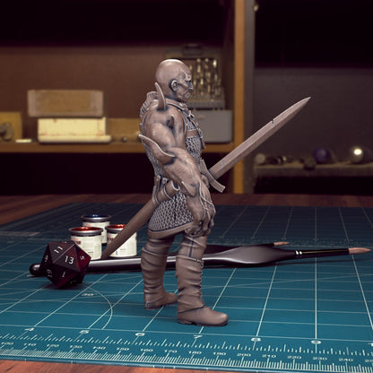 CoS Izek Strazni | D&D TTRPG Mini | TytanTroll Miniatures