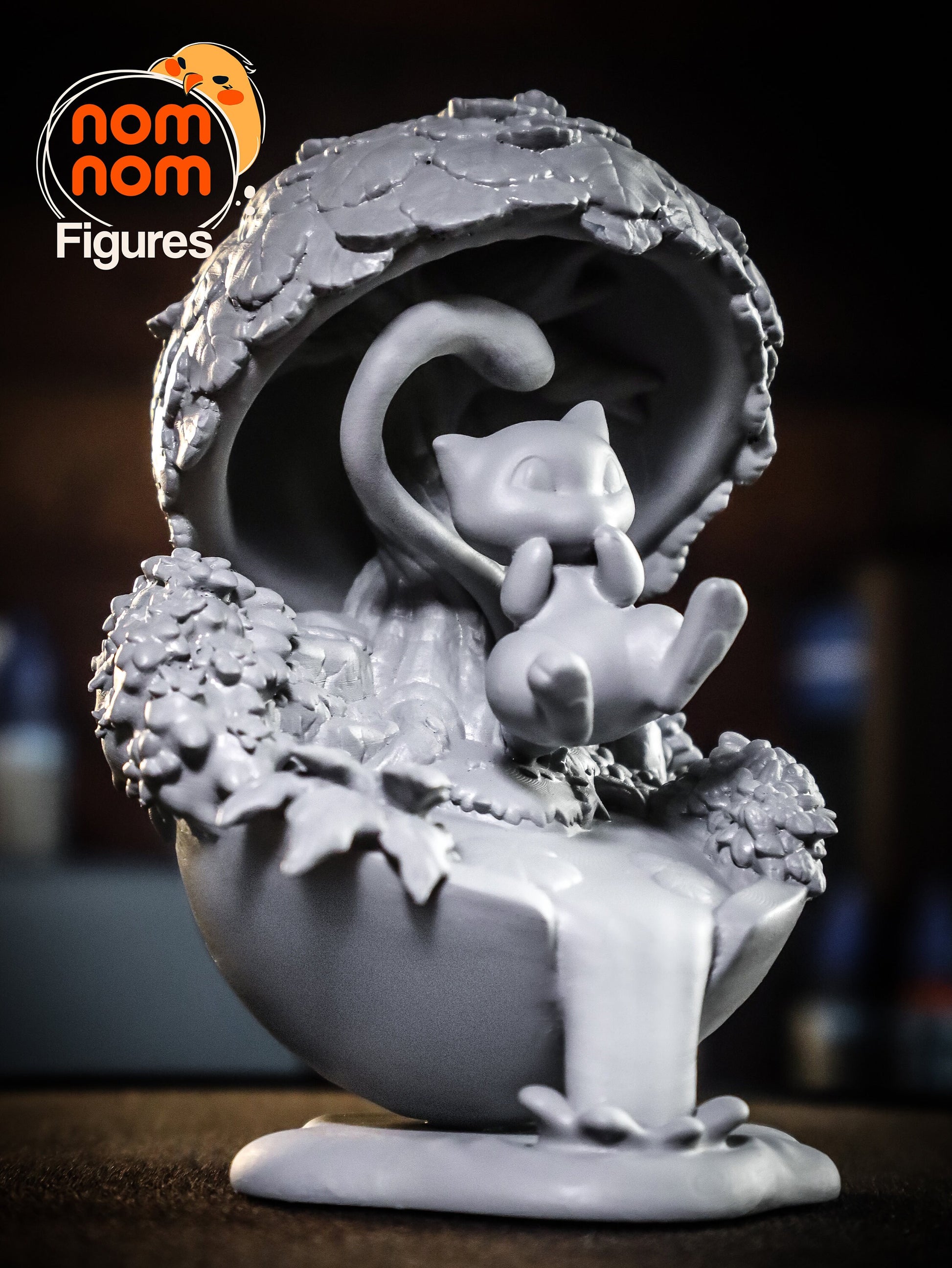 Elusive Catch | Resin Garage Kit Figure Anime Game Fan Art | Nomnom Figures