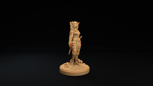 Yasmine, Tiefling Girl, Ranger Rogue Fighter | D&D Miniature | TABLETOP SCALE | The Dragon Trappers Lodge | Unpainted, Unplated Resin 8k