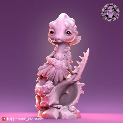 Seahorse Cute Lumpy Lady | Tabletop or Display Scale | D&D Humblewood TTRPG Miniature | Pepunki Creatures