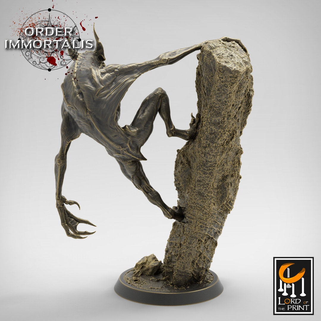 Imperfect Vampire | TABLETOP SCALE Monster Miniature | Order Immortalis | Rescale Miniatures