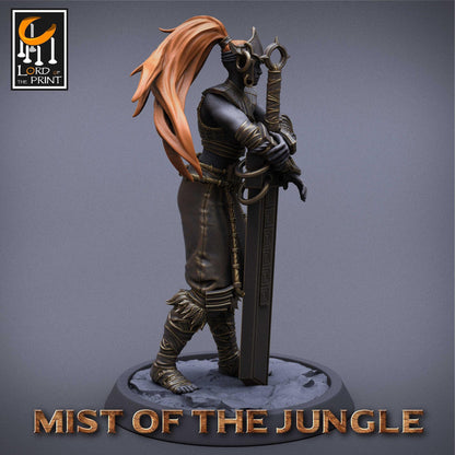 Amazon Heavy Greatsword | Amazon, Mist of the Jungle | TABLETOP SCALE | D&D TTRPG Miniature | Rescale Miniatures
