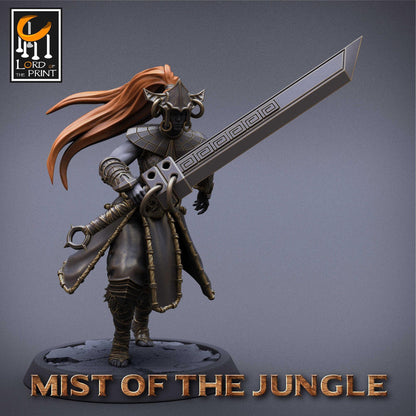 Amazon Heavy Greatsword | Amazon, Mist of the Jungle | TABLETOP SCALE | D&D TTRPG Miniature | Rescale Miniatures