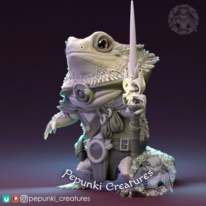 Bearded Dragon Warrior | Tabletop or Display Scale | D&D Humblewood TTRPG Miniature | Pepunki Creatures