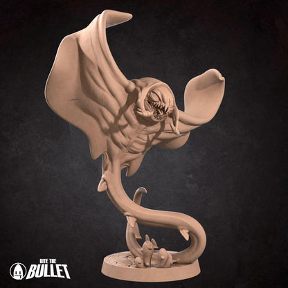 Cloaker | TABLETOP SCALE | D&D TTRPG Miniature | Bite the Bullet