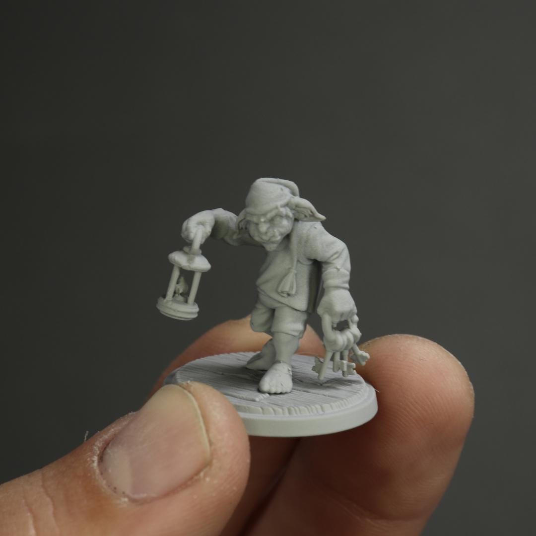 Goblin Custodian | TABLETOP SCALE | TTRPG D&D Miniature | White Werewolf Tavern