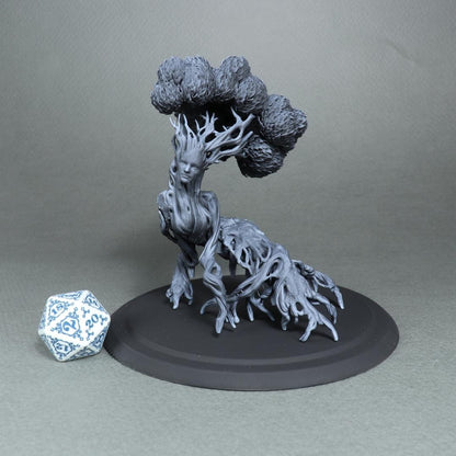 Living Tree | TABLETOP SCALE | TTRPG D&D Miniature | White Werewolf Tavern