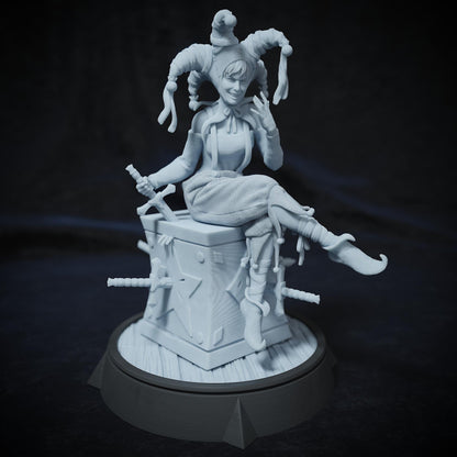 Quenney, Court Jester Clown | Tabletop Scale | TTRPG D&D Miniature | Cripta Studios | Unpainted, Unplated Resin 8k