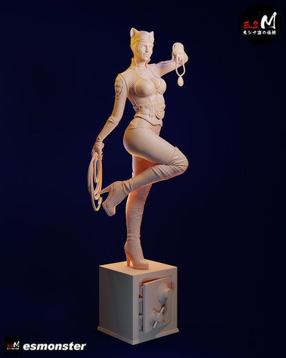 Coquettish Cat Burglar | Resin Garage Kit Sculpture Anime Video Game Fan Art Statue | E.S Monster