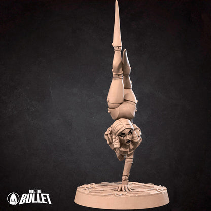 Spider Trainer Contortionist | D&D Tabletop Gaming Scale Resin Miniature | Bite the Bullet