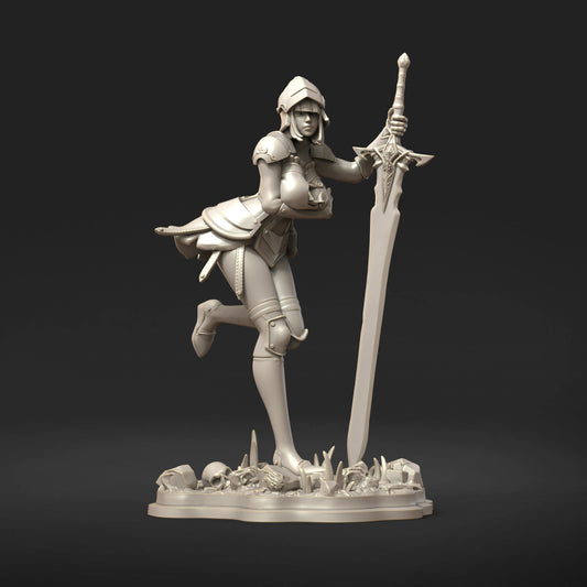 Brienne | Tabletop or Display Scale | D&D TTRPG Fantasy Miniature | Dungeons and Maidens
