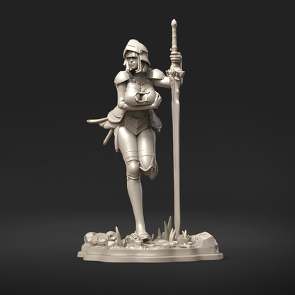 Brienne | Tabletop or Display Scale | D&D TTRPG Fantasy Miniature | Dungeons and Maidens